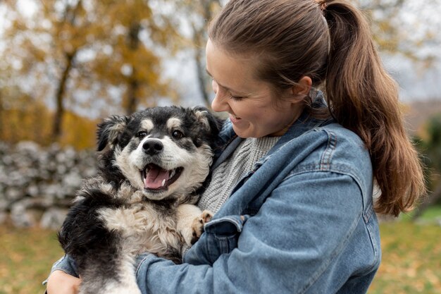 Dlaczego warto rozważyć adopcję szczeniaka z niepewnym pochodzeniem?