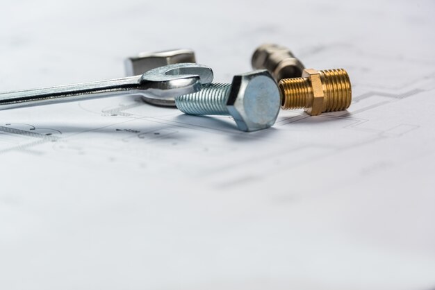 Jak zapobiegać przeciekom w domowej instalacji wodnej?